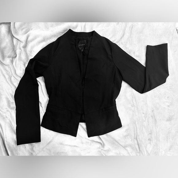 Dynamite Open front black blazer - Picture 1 of 3